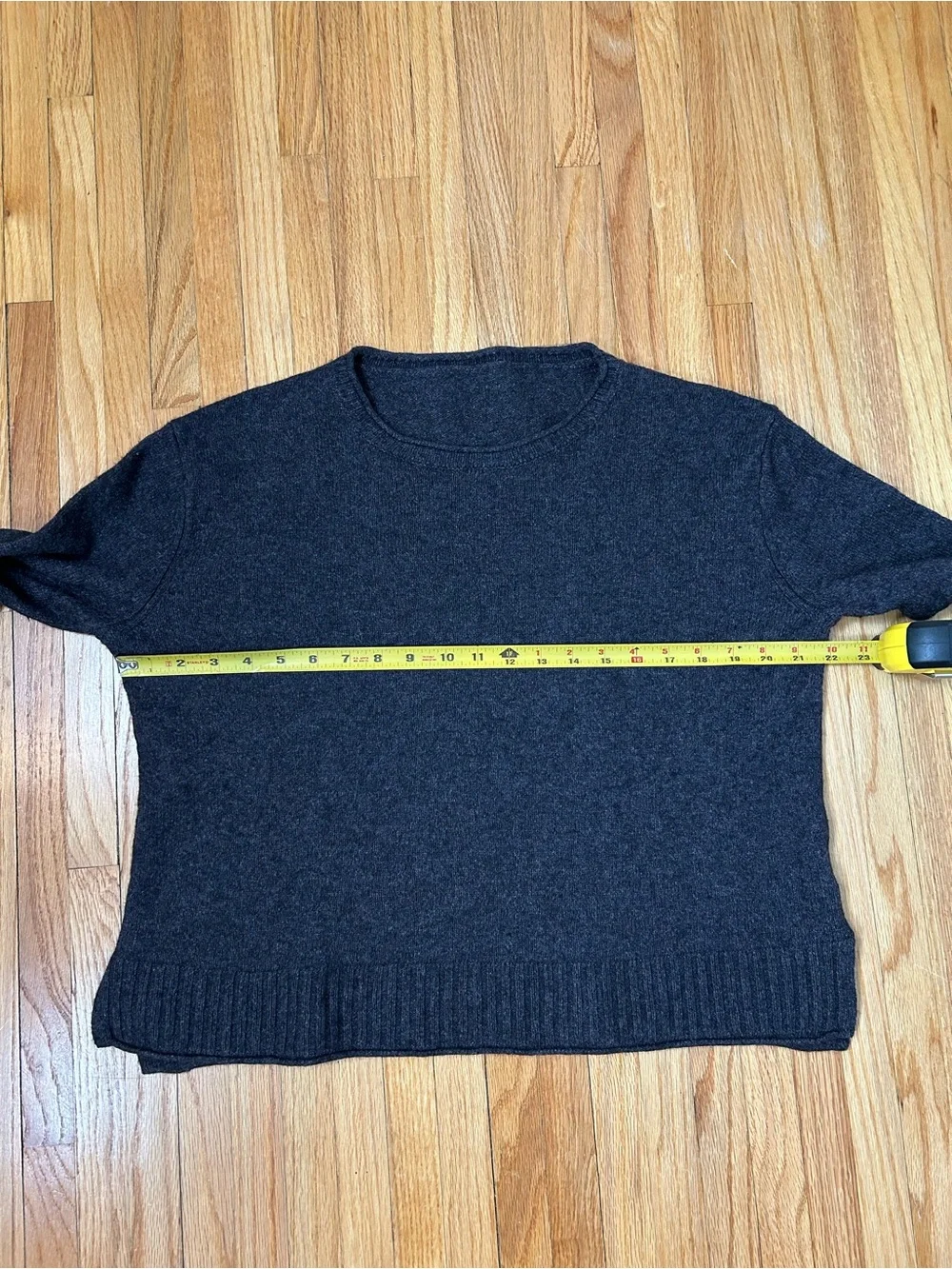 Pura Cashmere Grey Crewneck Sweater